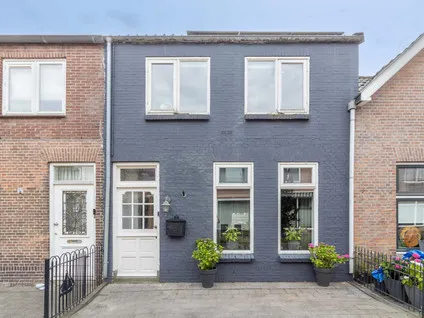 Tussenwoning te koop: Nieuwe Schans 90, Spakenburg Bunschoten-Spakenburg