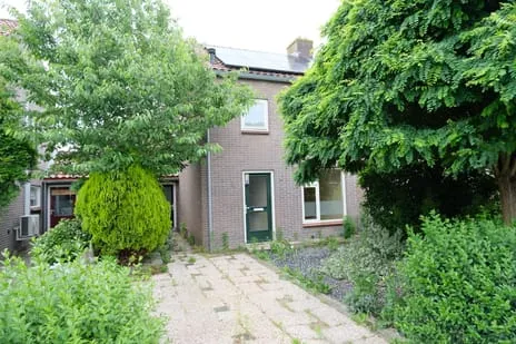 Terraced house for sale: Nieuwe Steeg 6, Herwijnen Herwijnen