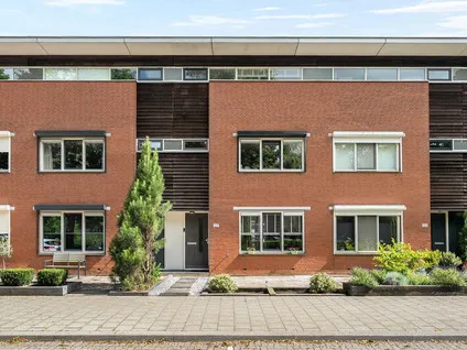 Tussenwoning te koop: Nieuwe Wetering 127, Hoogvliet Noord Hoogvliet Rotterdam