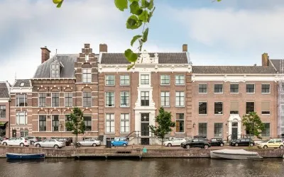 Appartement te huur: Nieuwe Gracht 80, Stationsbuurt Haarlem