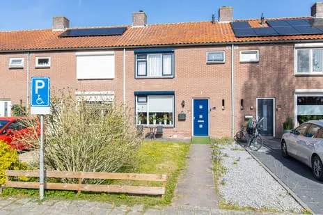 Tussenwoning te koop: Nieuwe Kruisstraat 20, Rossum Rossum (Ge)