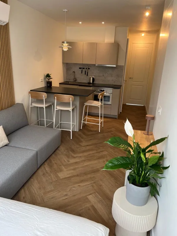 Woning te huur: Nieuwe Laan, Amsterdam
