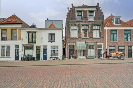 Tussenwoning te koop: Nieuwe Langendijk 100, Centrum-Oost Delft