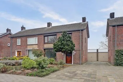 Vrijstaande woning te koop: Nieuwe Rielseweg 13, Burgemeesters Goirle
