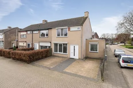 Hoekwoning te koop: Nieuwe Werf 20, Kruisland Kruisland