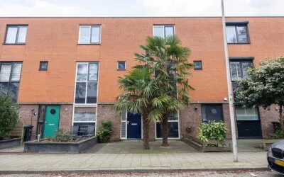 Tussenwoning te koop: Nieuwe Wetering 47, Hoogvliet Rotterdam