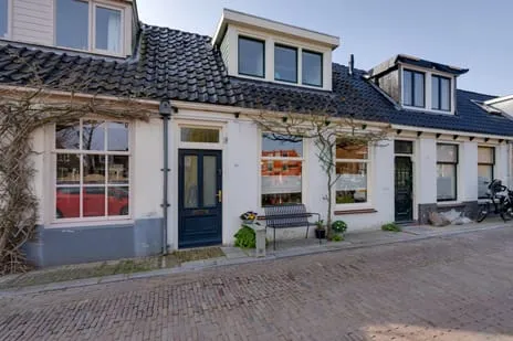 Tussenwoning te koop: Nieuwe Zijds Burgwal 24, Monnickendam Monnickendam