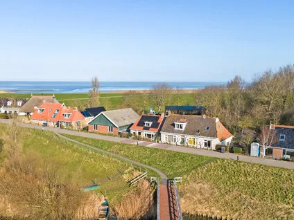 Vrijstaande woning te koop: Nieuwebildtdijk 420, Buitengebied St.-Jacobiparochie St.-Jacobiparochie