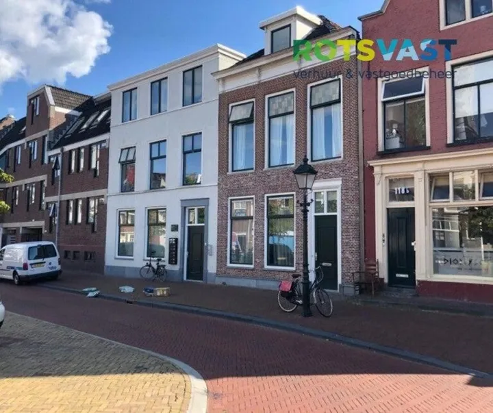 Woning te huur: Nieuweburen, Grote Kerkbuurt Leeuwarden