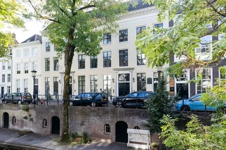 Appartement te koop: Nieuwegracht 19G, Domplein, Neude, Janskerkhof Utrecht