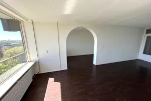 Home for rent: Nieuwendamlaan, Leyenburg 'S-Gravenhage