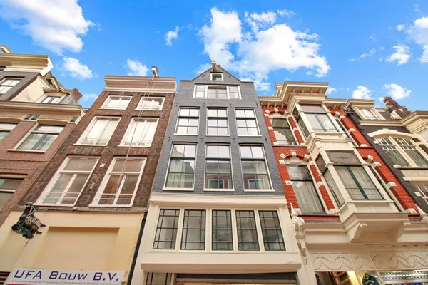 Apartment for rent: Nieuwendijk 36-3, Hemelrijk Amsterdam