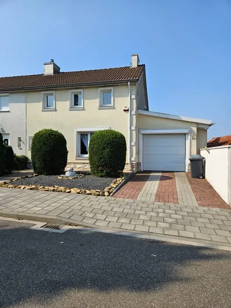 Twee-onder-één-kap te koop: Nieuwenhofstraat 19, De Dem en omgeving Hoensbroek
