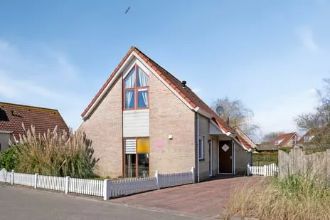 Woning te koop: Nieuwesluisweg 1-008, Verspreide huizen Breskens Breskens