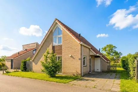 Woning te koop: Nieuwesluisweg 1-042, Verspreide huizen Breskens Breskens