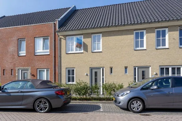 Tussenwoning te koop: Nieuwevaert 30, Loonse Vaart Kaatsheuvel