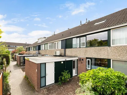 Tussenwoning te koop: Nieuwewater 45, Meerzicht-Oost Zoetermeer