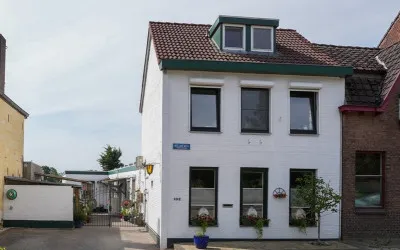 Tussenwoning te koop: Nieuweweg 102, Hekerbeek Valkenburg