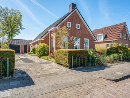 Vrijstaande woning te koop: Nieuweweg 18, Roden Roden