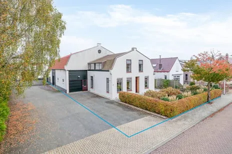 Twee-onder-één-kap te koop: Nieuweweg 21, Melissant woonkern Melissant