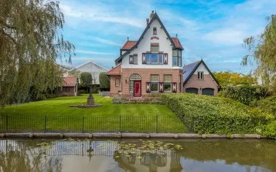 Vrijstaande woning te koop: Nieuweweg 41, Buitengebied Honselersdijk Honselersdijk