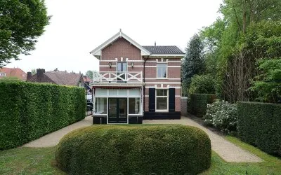 Vrijstaande woning te huur: Nieuweweg 53, Laren-Centrum Laren
