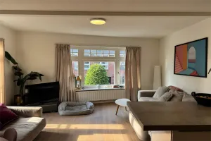 Woning te huur: Nieuweweg, Verspreide huizen Oolde Laren Nh