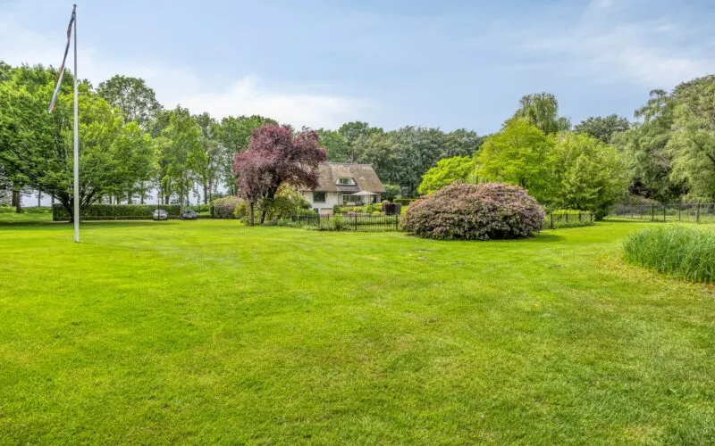 Vrijstaande woning te koop: Nieuweweg-noord 271, Veenendaal