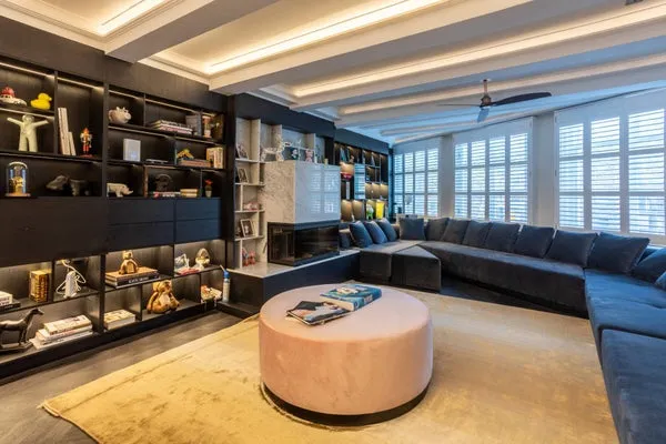 Woning te huur: Nieuwezijds Voorburgwal, Begijnhofbuurt Amsterdam