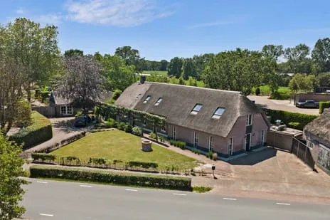 Twee-onder-één-kap te koop: Nieuwkuikseweg 12, Distelberg Helvoirt