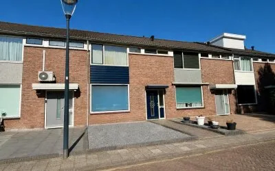 Tussenwoning te koop: Nieuwpoortstraat 26, Biesdonk Breda