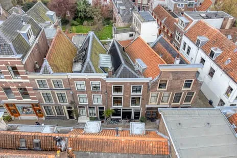 Tussenwoning te koop: Nieuwsteeg 23, Pieterswijk Leiden