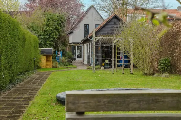 Vrijstaande woning te koop: Nieuwstraat 100, Steenakkers Gilze