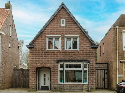 Vrijstaande woning te koop: Nieuwstraat 100, Steenakkers Gilze