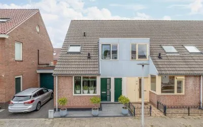Hoekwoning te koop: Nieuwstraat 14A, Oranjebuurt Lisse