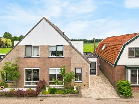 Twee-onder-één-kap te koop: Nieuwstraat 15B, Wervershoof Oost Wervershoof