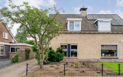 Twee-onder-één-kap te koop: Nieuwstraat 20, Alteveer Alteveer