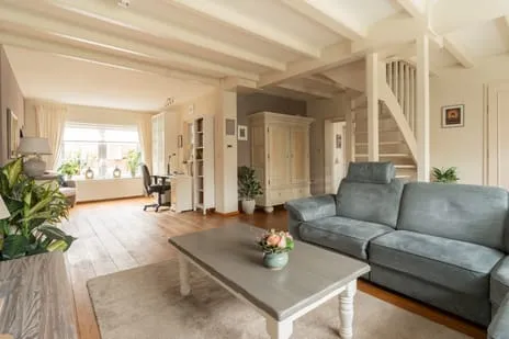 Tussenwoning te koop: Nieuwstraat 21, Nieuw-Vennep Welgelegen Nieuw-Vennep