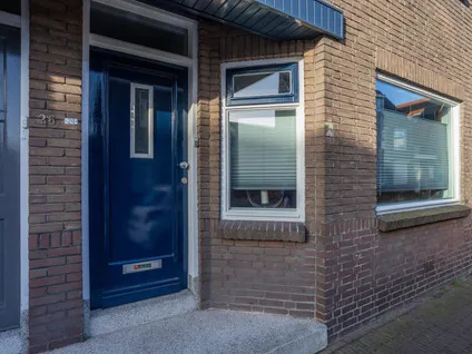 Tussenwoning te koop: Nieuwstraat 24, Berkel En Rodenrijs