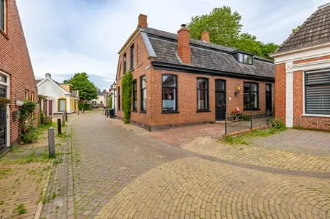 Detached house for sale: Nieuwstraat 25, De Wierde Appingedam