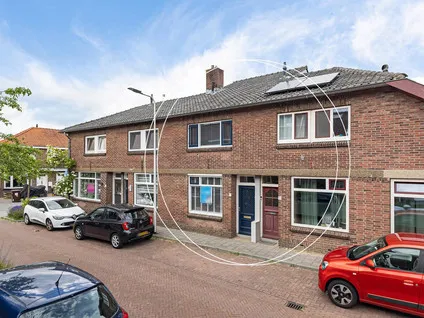 Tussenwoning te koop: Nieuwstraat 27, Nieuwe Sloot Alphen Aan Den Rijn
