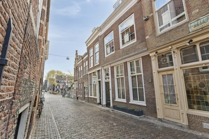 Tussenwoning te koop: Nieuwstraat 29, Centrum Dordrecht