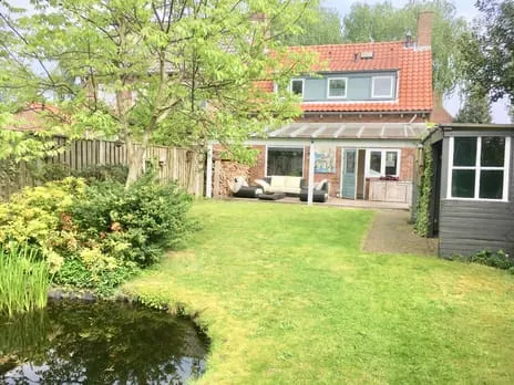 Twee-onder-één-kap te huur: Nieuwstraat 3, Teteringen Teteringen