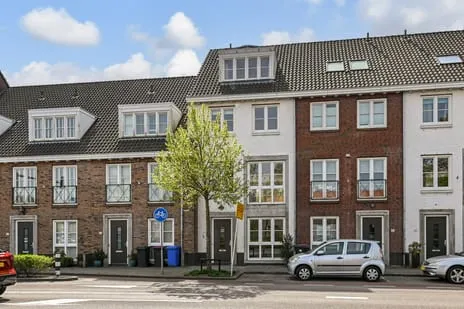 Tussenwoning te koop: Nieuwstraat 46, Leidschendam - Zuid De Oude Bleijck Leidschendam