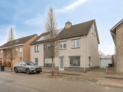 Twee-onder-één-kap te koop: Nieuwstraat 66, Vierendelen Made