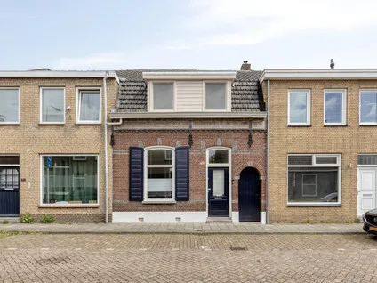 Tussenwoning te koop: Nieuwstraat 69, Trouwlaan Tilburg