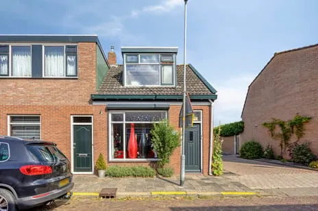 Hoekwoning te koop: Nieuwstraat 76, Visbuurt Den Helder