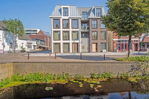 Huurwoning: Nieuwstraat in Heerenveen - €1.050 per maand - 111m²