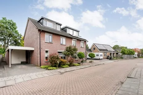 Twee-onder-één-kap te koop: Nijberslaan 6, Steenwijkerwold Steenwijkerwold