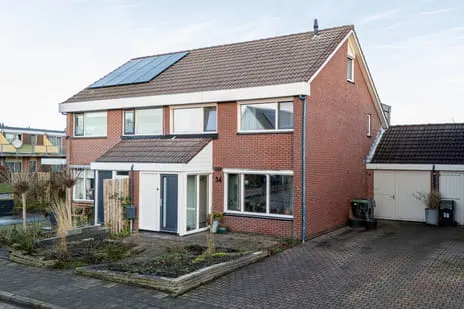 Tussenwoning te koop: Nijbuorren 34, Oosternijkerk Easternijtsjerk